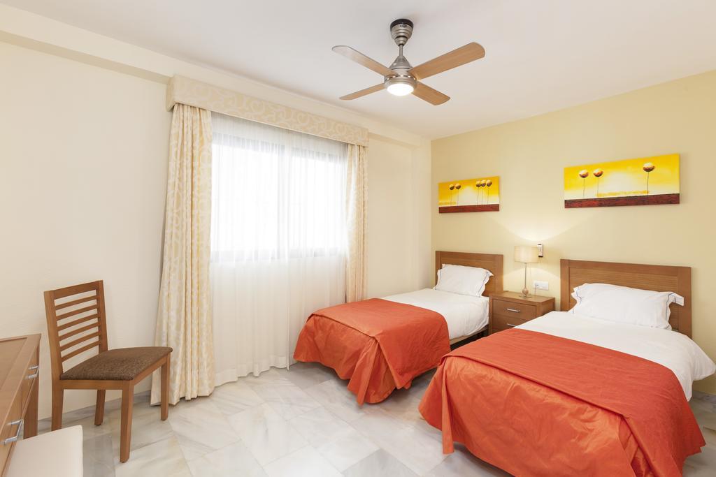 Calahonda Apartments - Los Jarales ミハス 部屋 写真