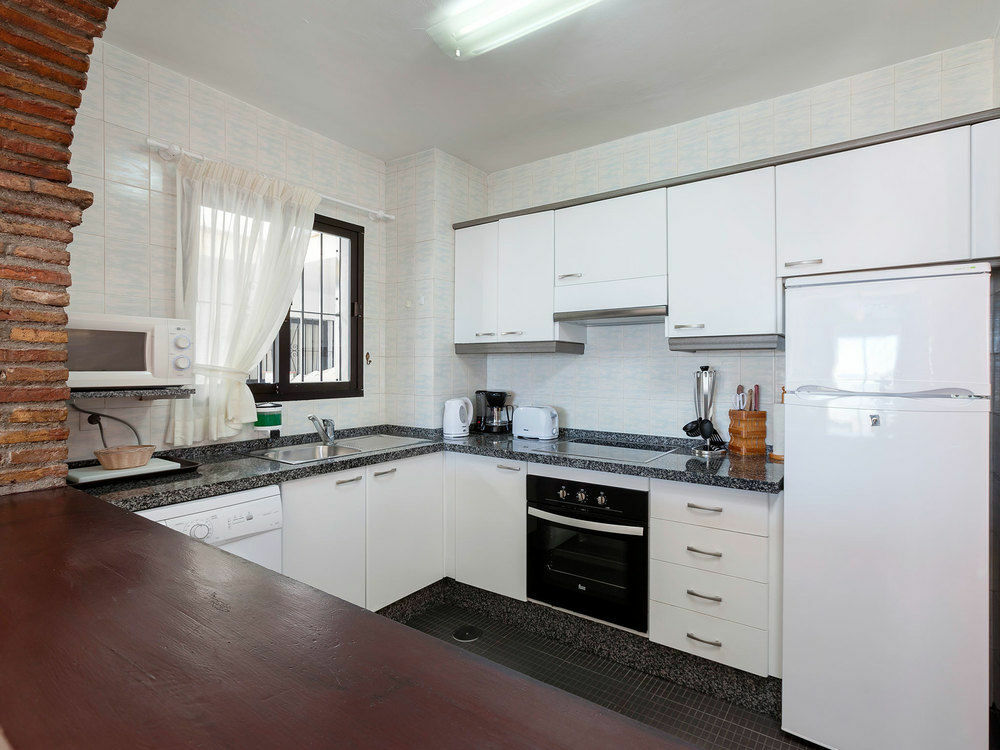 Calahonda Apartments - Los Jarales ミハス エクステリア 写真